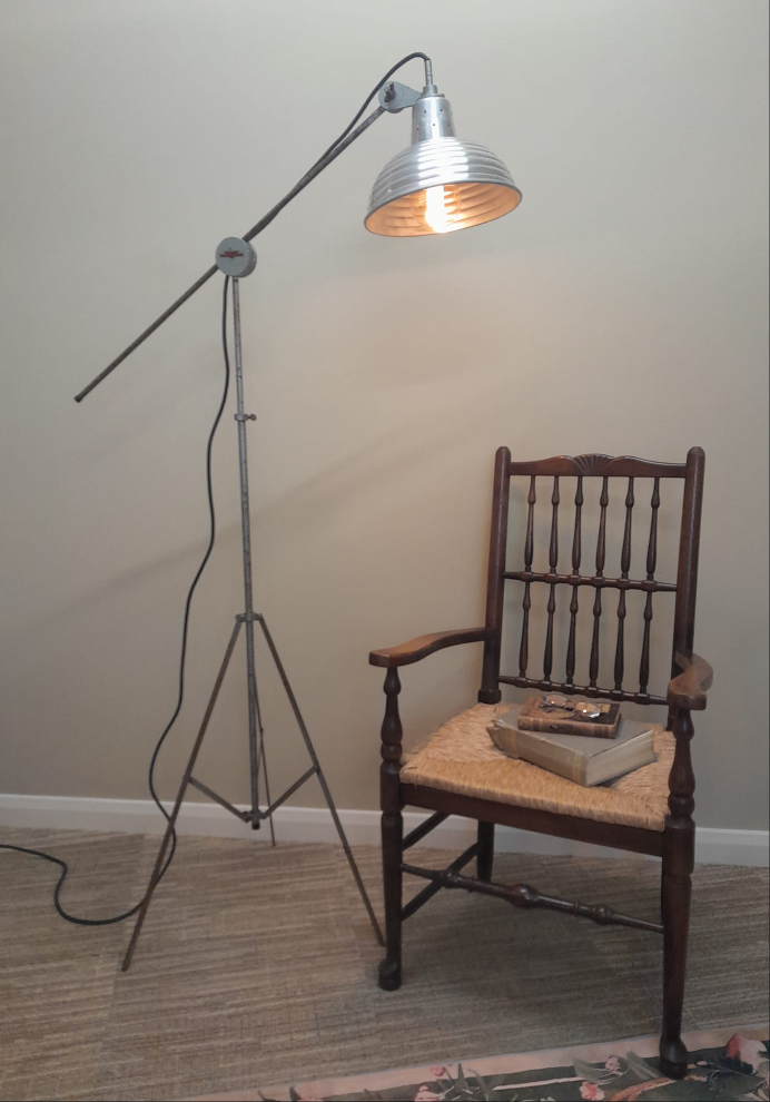 Vintage mid-century 1950s Malham photography lamp