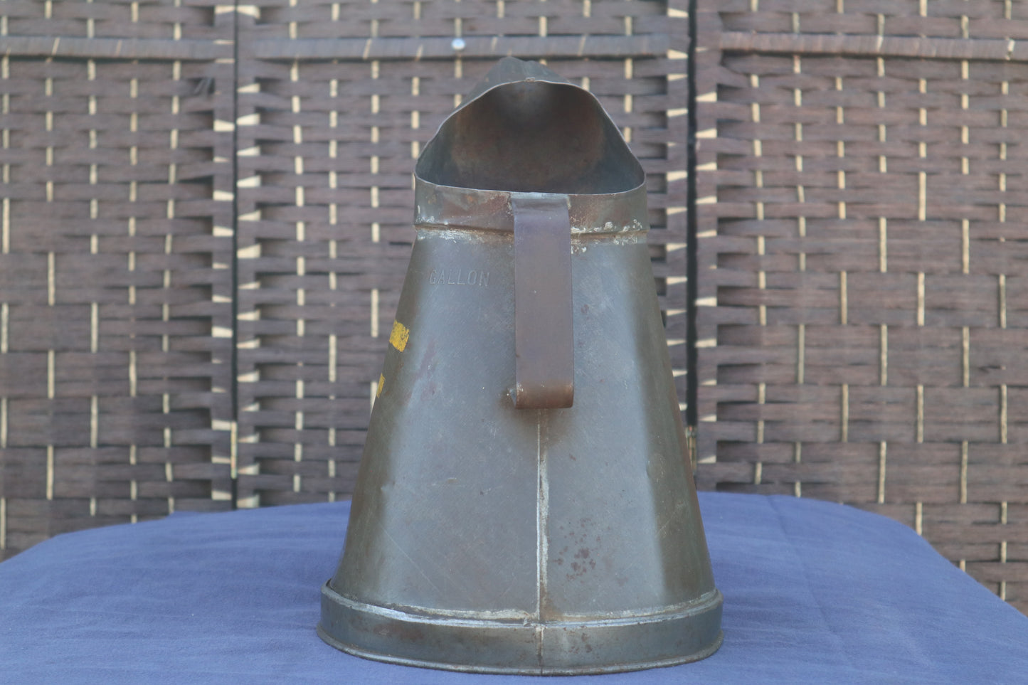 Vintage oil one gallon G.P.O. pouring jug