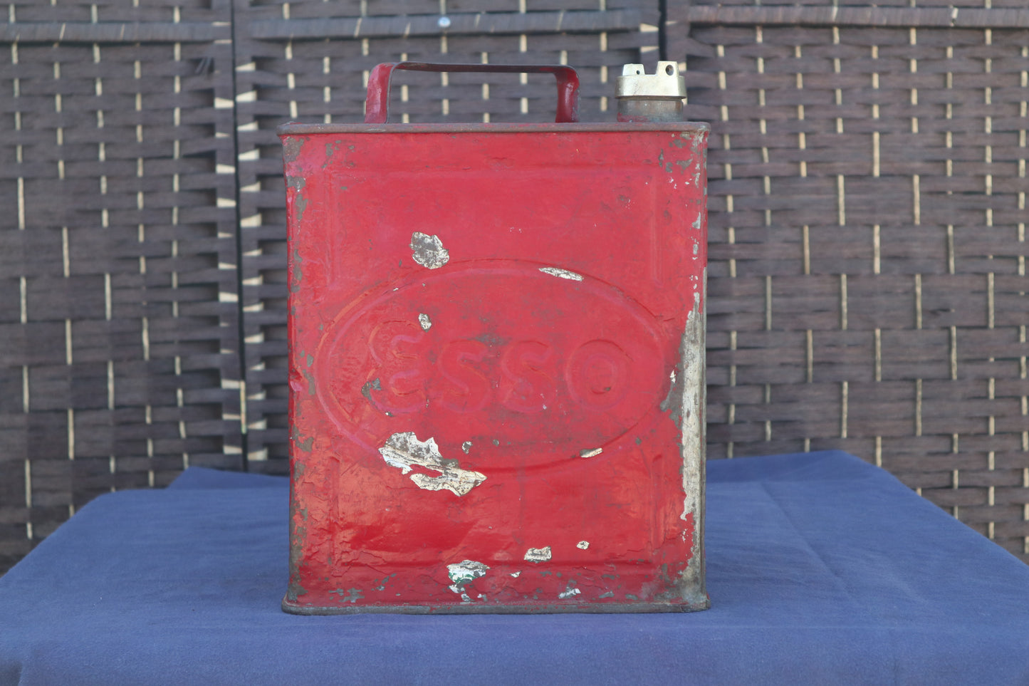 Vintage 1938 Esso petrol can