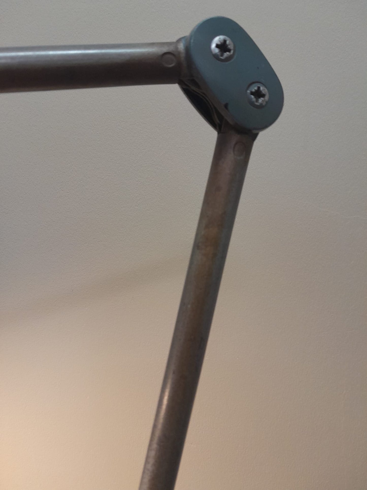 Vintage 1960s Lo-Vo-Lite machinist's lamp