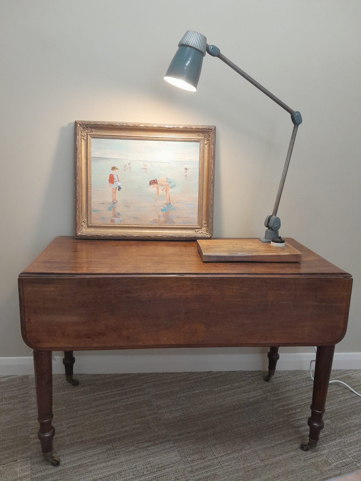 Vintage 1960s Lo-Vo-Lite machinist's lamp